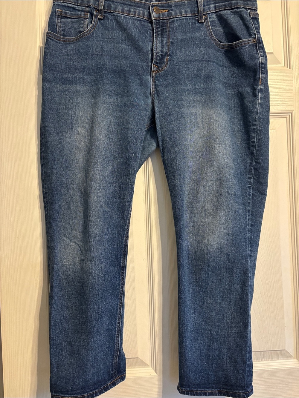 Old Navy Boyfriend Cropped Denim Jeans in Classic Blue - Comfortable Stretch Fit